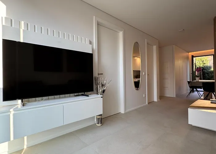 Marcel Cahen 5 Luxurious Home For Families Groups And Events